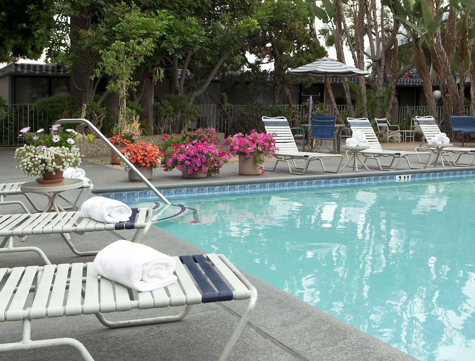 Travelodge Hotel At Lax Los Angeles Eksteriør bilde
